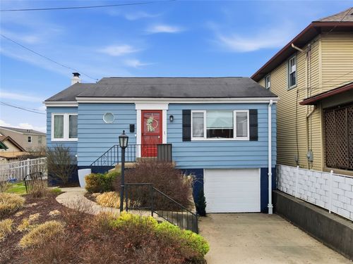 1636 Trinity St, Pittsburgh, PA, 15206-1365 | Card Image