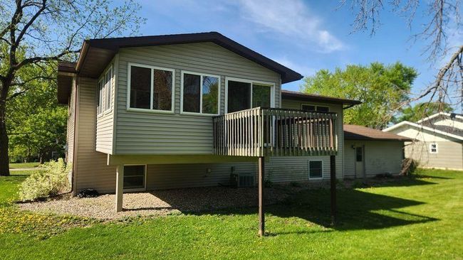 325 E Elm St, House other with 3 bedrooms, 1 bathrooms and null parking in Strawberry Point IA | Image 15
