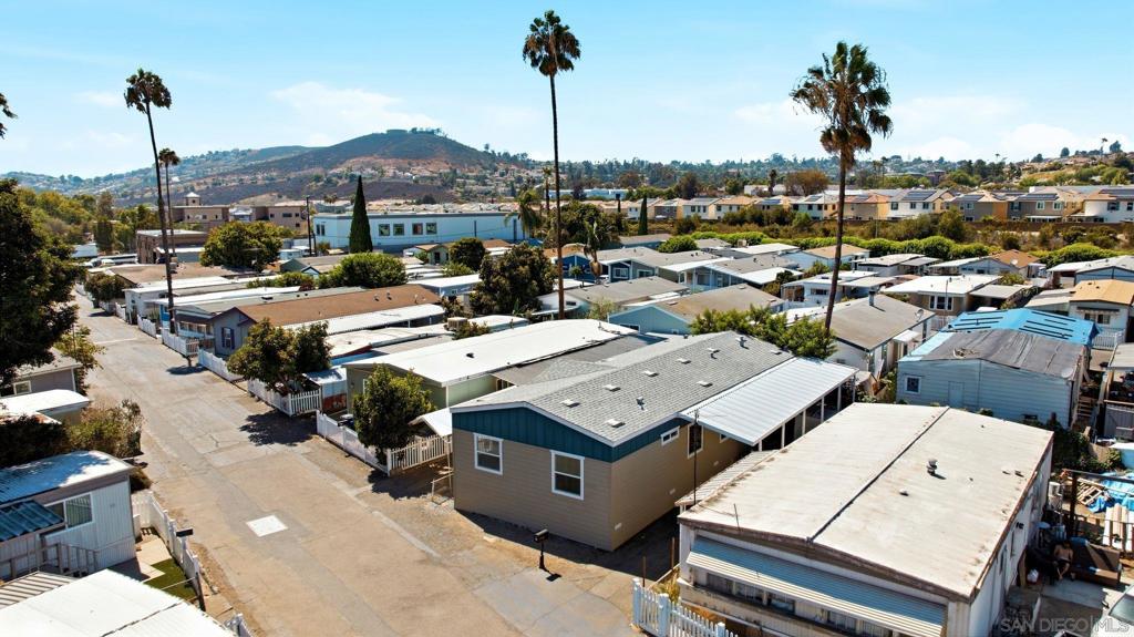 Manufactured In Park in Spring Valley 4
