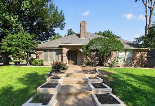 7132 Aspen Wood Trail, Fort Worth, TX, 76132 | Card Image