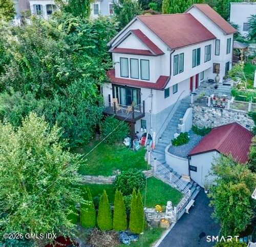 96 River Rd, Cos Cob, CT, 06807-2516 | Card Image