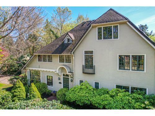 3574 E Burnside St, Portland, OR, 97214-2053 | Card Image