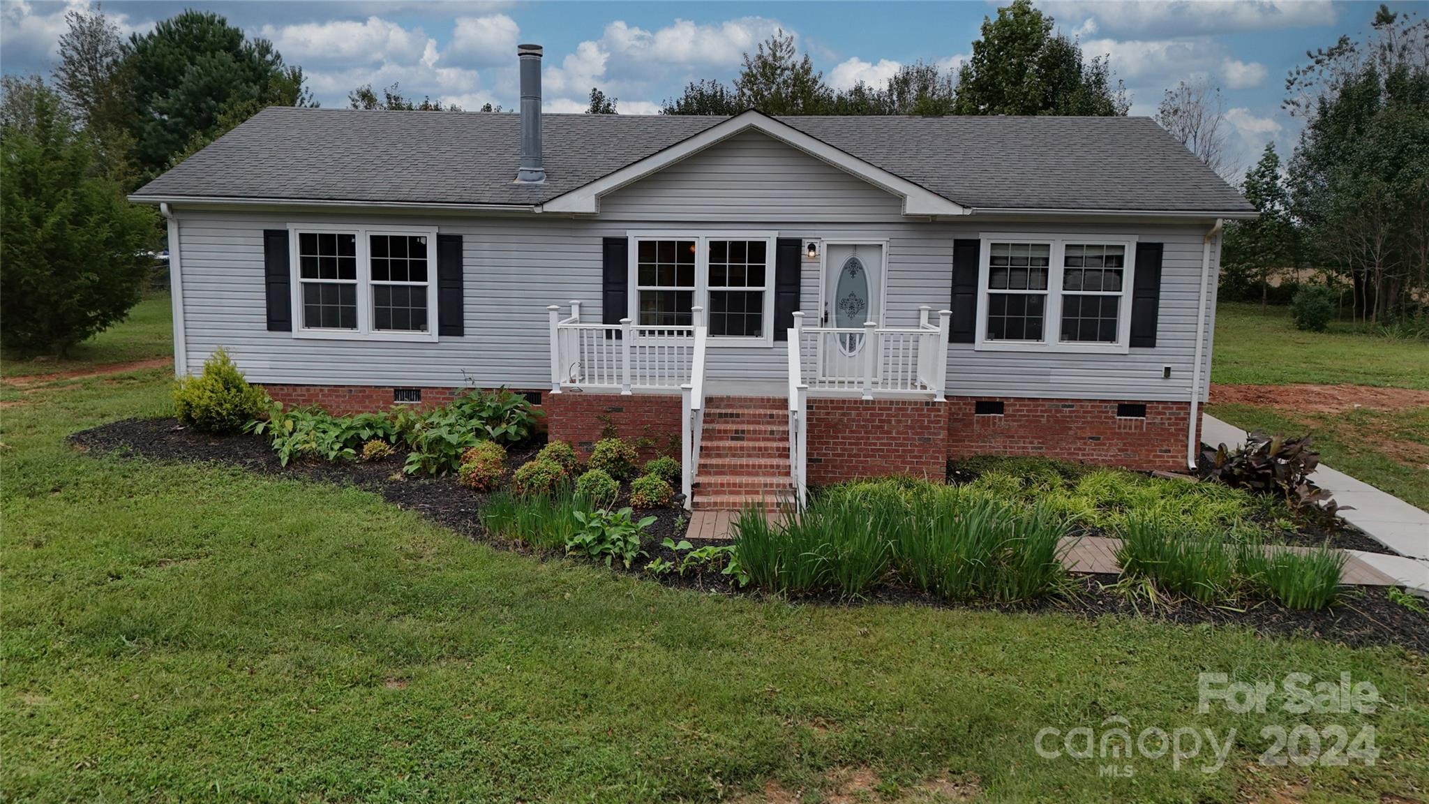 Hephzibah Church Rd, Crouse, NC 28033