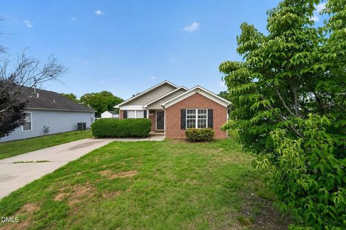 904 Rauhut St, Burlington, NC, 27217-1470 | Card Image