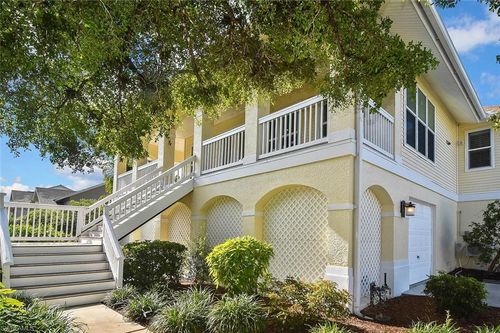 7233 Hendry Creek Dr, Fort Myers, FL, 33908-4213 | Card Image