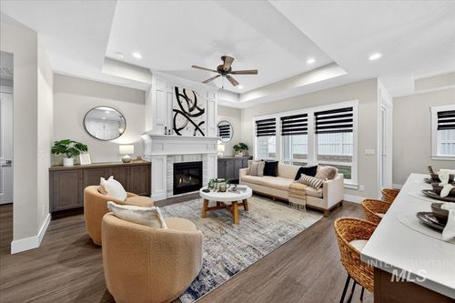 4603 S Hennessy Ave, Meridian, ID, 83642-1020 | Card Image