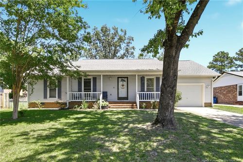 6963 Bostick Dr, Fayetteville, NC, 28314-6405 | Card Image