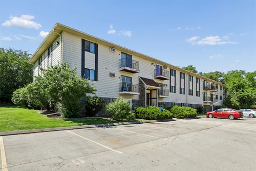 1-1831 Fuller Rd, West Des Moines, IA, 50265-5595 | Card Image