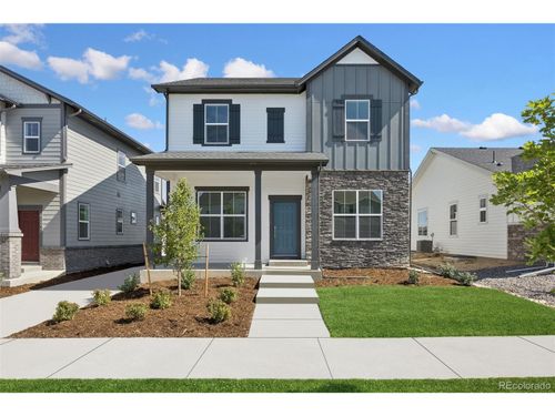 21065 E 61st Dr, Aurora, CO, 80019-2324 | Card Image