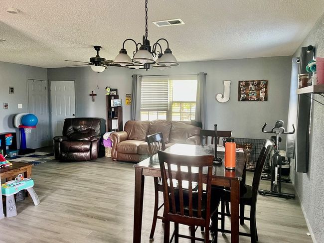 201 N Franklin St, House other with 2 bedrooms, 1 bathrooms and 1 parking in Bronte TX | Image 6