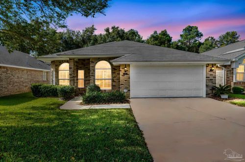 5421 Dynasty Dr, Pensacola, FL, 32504-8583 | Card Image