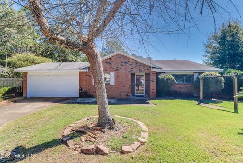 15211 Ginger Cv, Gulfport, MS, 39503-2812 | Card Image