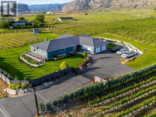 7207 Tucelnuit Dr, Oliver, BC, V0H1T2 | Card Image