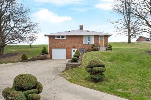 1697 Mount Eaton Rd N, Dalton, OH, 44618-9419 | Card Image