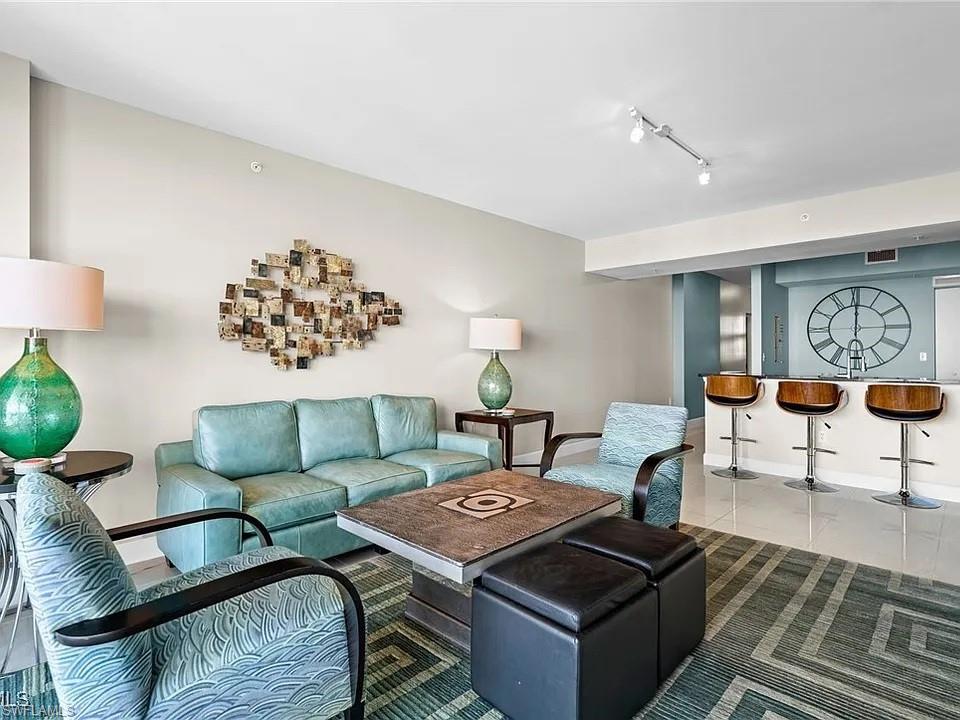 Residential Lease in FORT MYERS 5