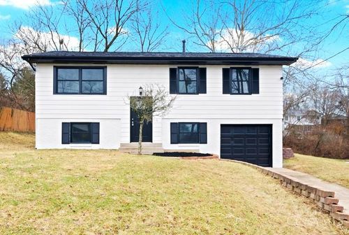 7779 Rhumba Dr, North Bend, OH, 45052-9512 | Card Image