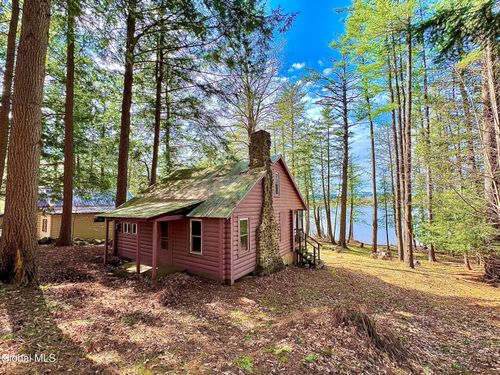 566 Peninsular Heights Rd, Gloversville, NY, 12078-8808 | Card Image