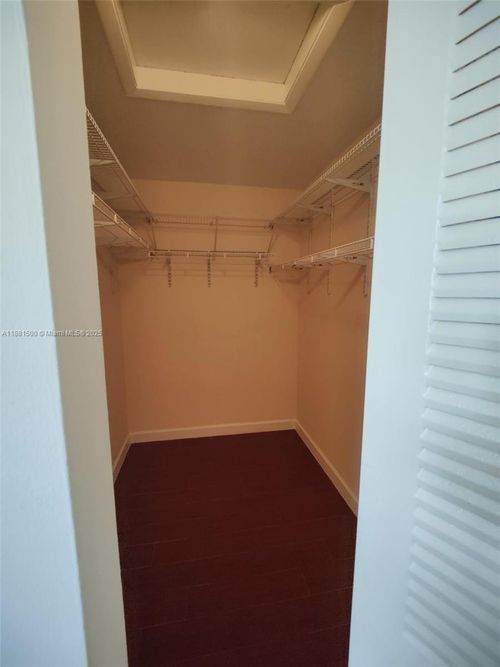 202-786 Nw 103rd Ter, Pembroke Pines, FL, 33026-5976 | Card Image