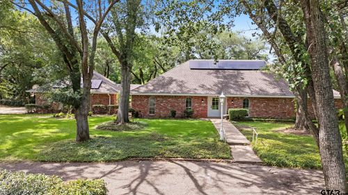 1004 Jeff Davis Dr, Tyler, TX, 75703-5536 | Card Image