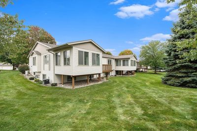 6527 Wood Dora Drive, Condo with 3 bedrooms, 2 bathrooms and null parking in Caledonia MI | Image 3