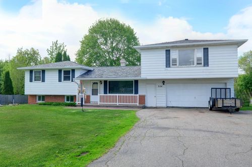 204 E Chesak Ave, EDGAR, WI, 54426-9153 | Card Image