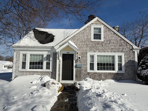 868 Ashley Blvd, New Bedford, MA, 02745-2404 | Card Image