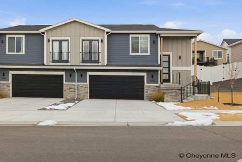 5124 Sullivan St, Cheyenne, WY, 82009-5861 | Card Image