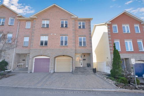 211 Westvalley Pvt, Ottawa, ON, K1V2B3 | Card Image