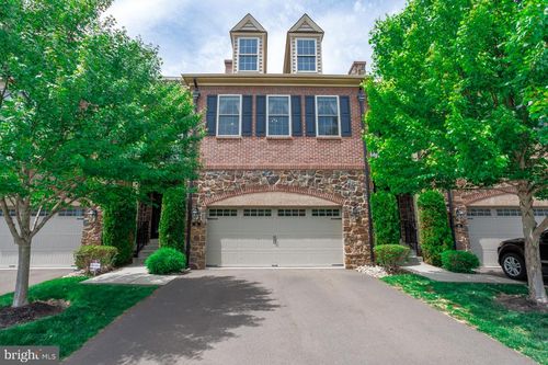 26 David Dr, Newtown, PA, 18940-2248 | Card Image