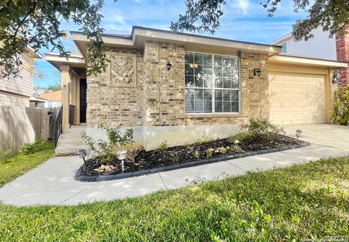 10335 Tiger Hunt, San Antonio, TX, 78251-4077 | Card Image