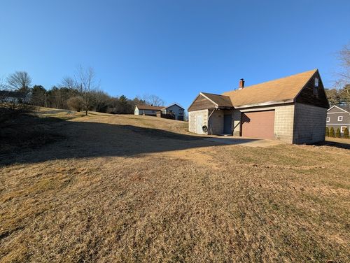 7 King Rd, Charlton, MA, 01507-6505 | Card Image