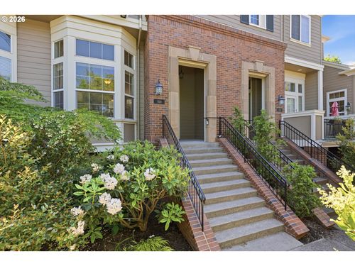 1528 Ne 65th Ave, Hillsboro, OR, 97124-5112 | Card Image