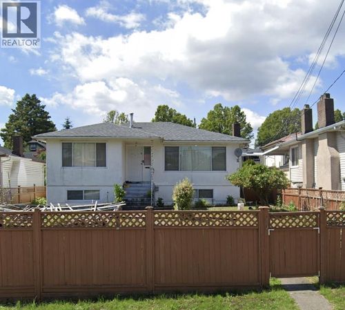 4951 Rupert St, Vancouver, BC, V5R2J6 | Card Image