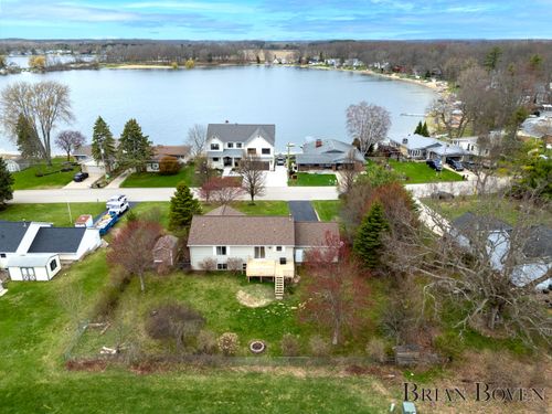 7631 Hessler Drive Ne, Rockford, MI, 49341 | Card Image