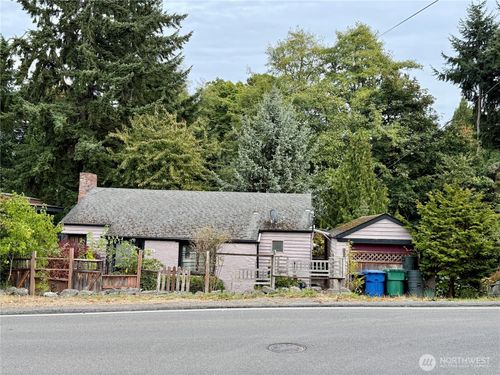 9104 28th Ave Nw, Seattle, WA, 98117-2904 | Card Image