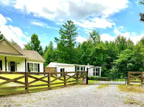 3079 S Lee Hwy Sw, Cleveland, TN, 37311-8032 | Card Image