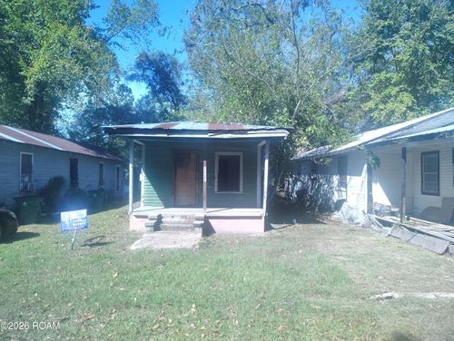 813 E 5th St, Bogalusa, LA, 70427-4604 | Card Image