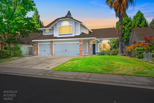 1508 Steinbeck Dr, Roseville, CA, 95747-6945 | Card Image