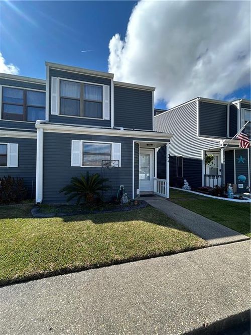 224 Marina Dr, Slidell, LA, 70458-9202 | Card Image