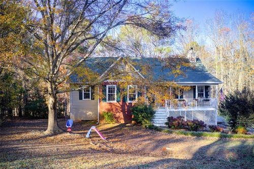 4910 Tahoe Court, Winston, GA, 30187 | Card Image