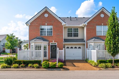 189 Stanton Hall Ln, Franklin, TN, 37069-8462 | Card Image