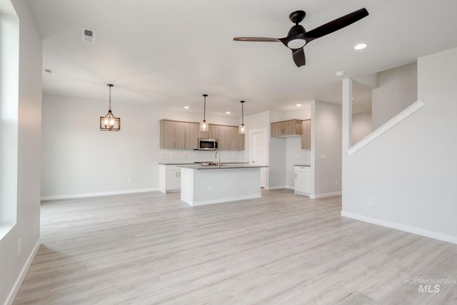 687 N Aleppo Way, House other with 3 bedrooms, 3 bathrooms and 2 parking in Meridian ID | Image 12