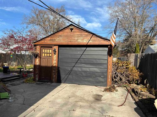 14943 Myola Ave, Warren, MI, 48089-4756 | Card Image