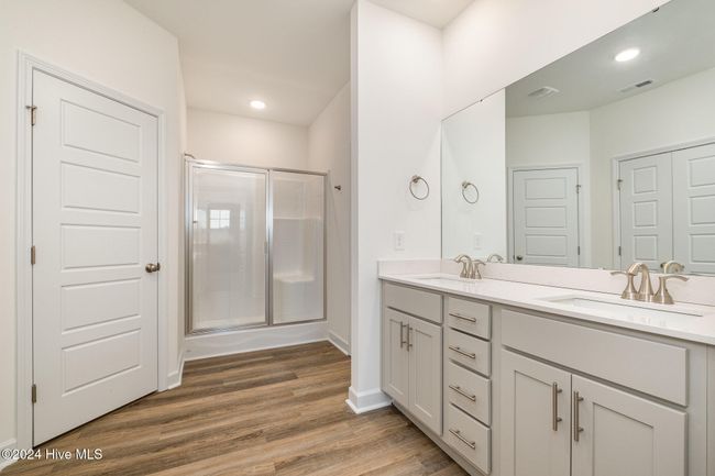 33 Barony Ln, House other with 3 bedrooms, 3 bathrooms and 2 parking in Smithfield NC | Image 16