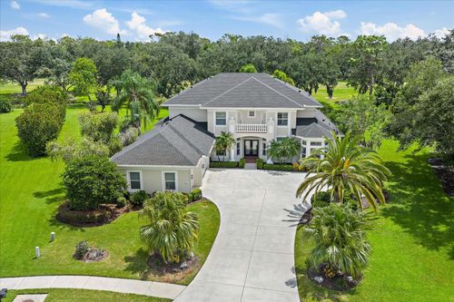 6911 Riversedge Street Cir, BRADENTON, FL, 34202-4019 | Card Image