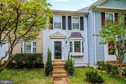 24 Huntley Ct, STERLING, VA, 20165-5777 | Card Image