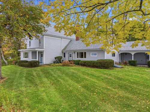 995 Bremen Road, Waldoboro, ME, 04572 | Card Image