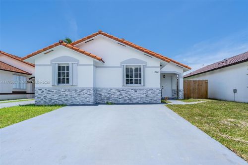 17707 Sw 144th Ave, Miami, FL, 33177-2671 | Card Image