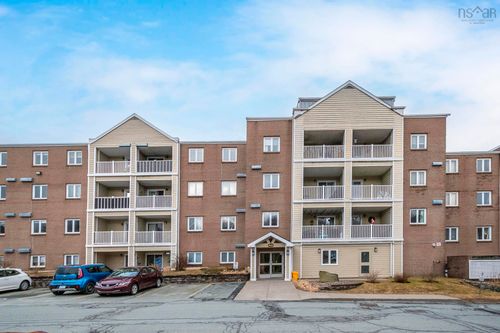 417-15 Langbrae Dr, Halifax, NS, B3M3W5 | Card Image