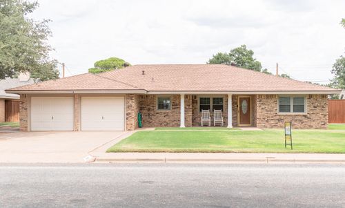 109 Dogwood Ln, Levelland, TX, 79336-6807 | Card Image